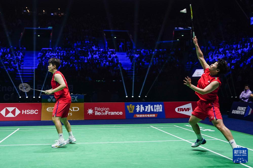 这位年轻的 这位年轻的