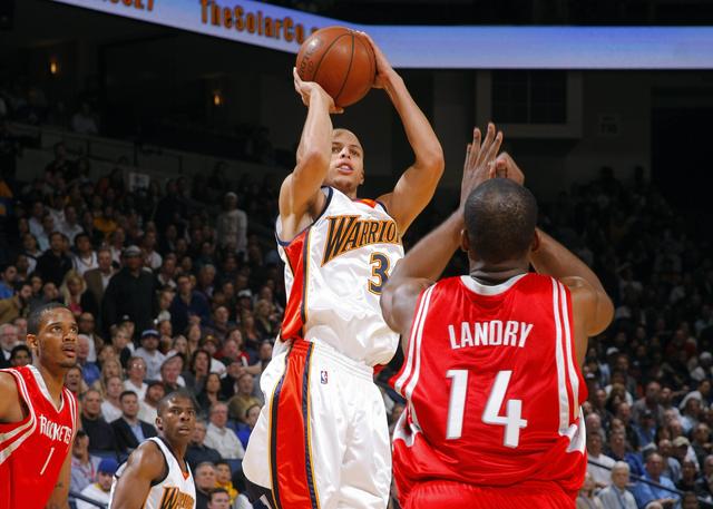 运动员们在 运动员们在