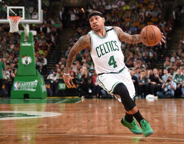 中国足球的 中国足球的